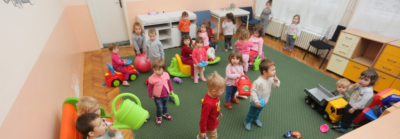 Воспитание на деца во Јасли (0-2 години)