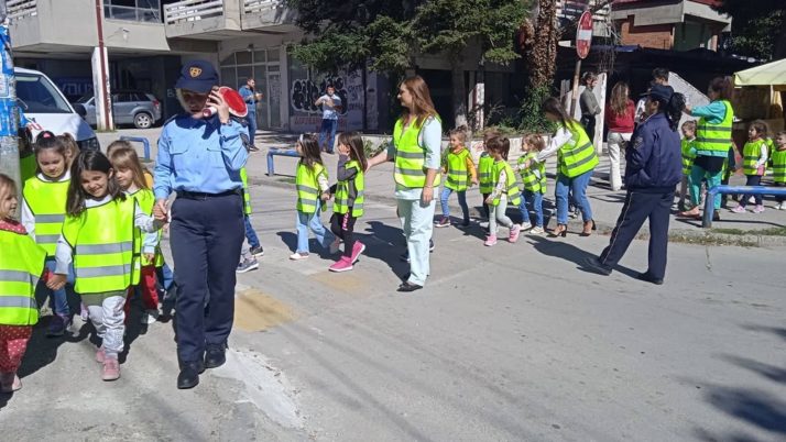 Бeзбедно дома и на улица – објект „Кокиче“